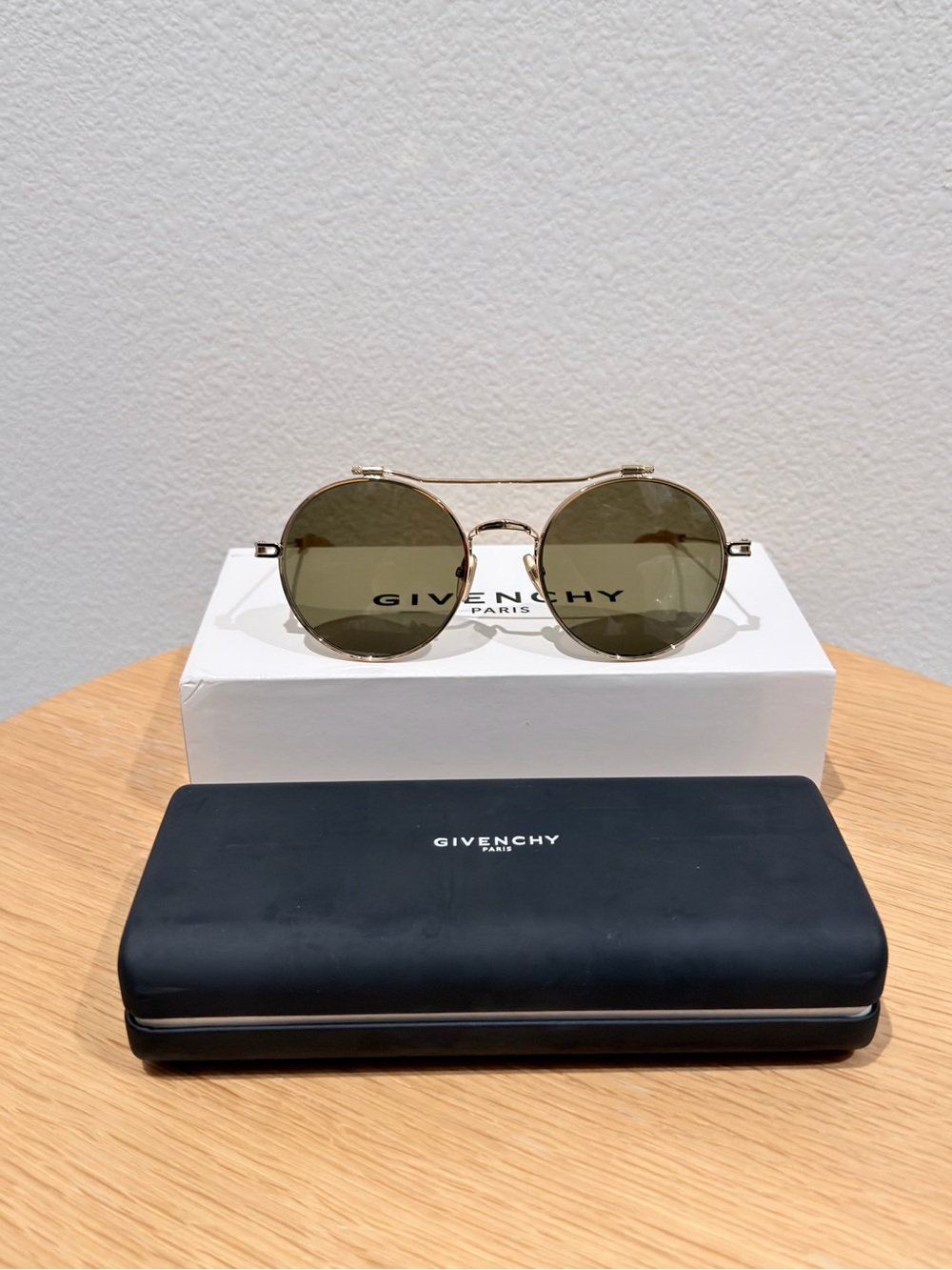 Givenchy Round Frame metal sunglasses
